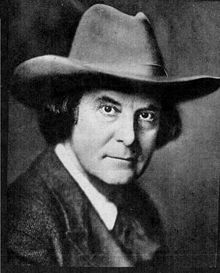 220px-Elbert_Hubbard_-_Project_Gutenberg_eText_12933